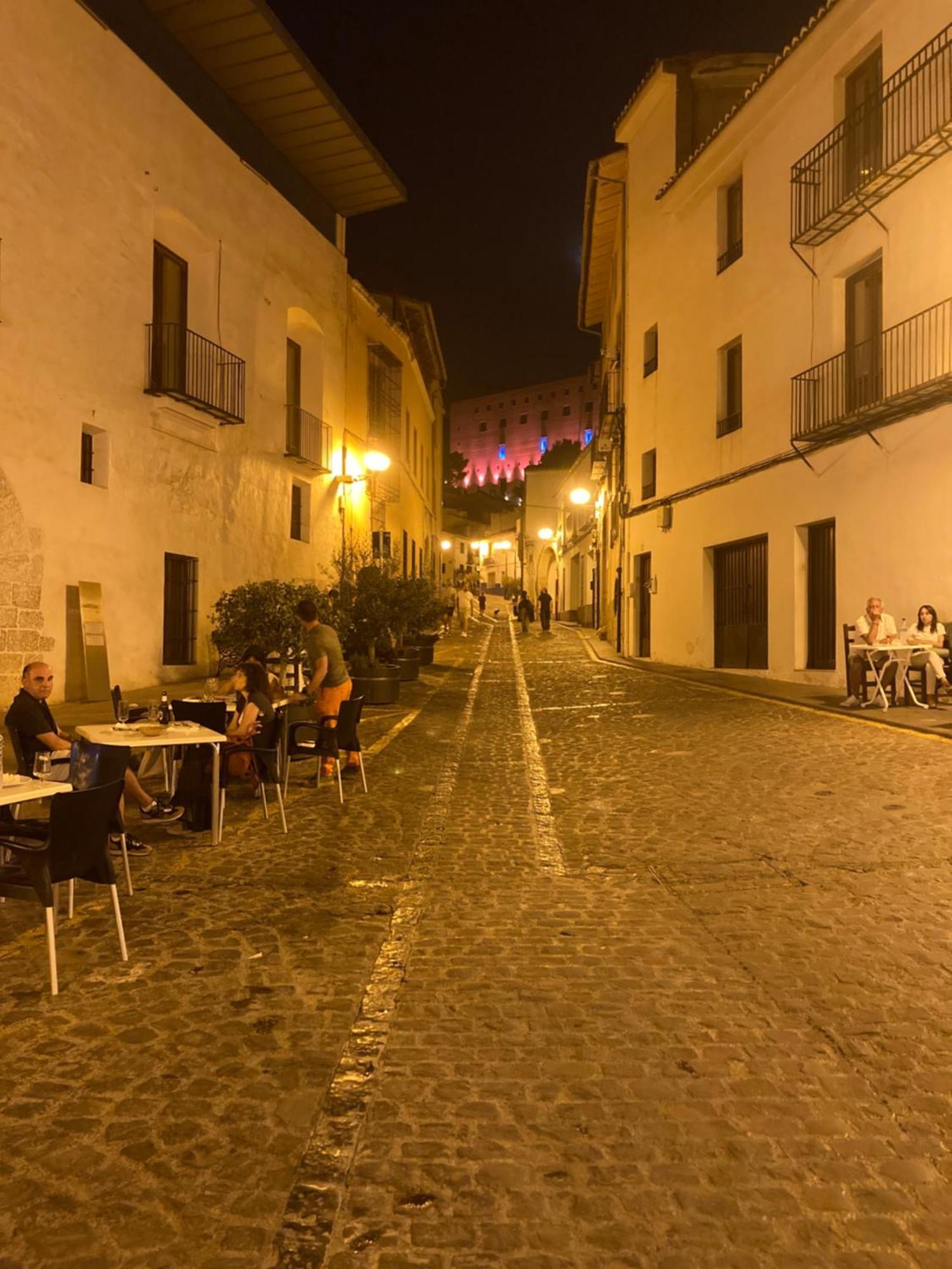 Apartment Castillo 17 *
